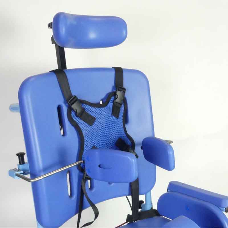 Silla de ducha y WC infantil Pelican basculante con reposacabezas y ruedas con freno